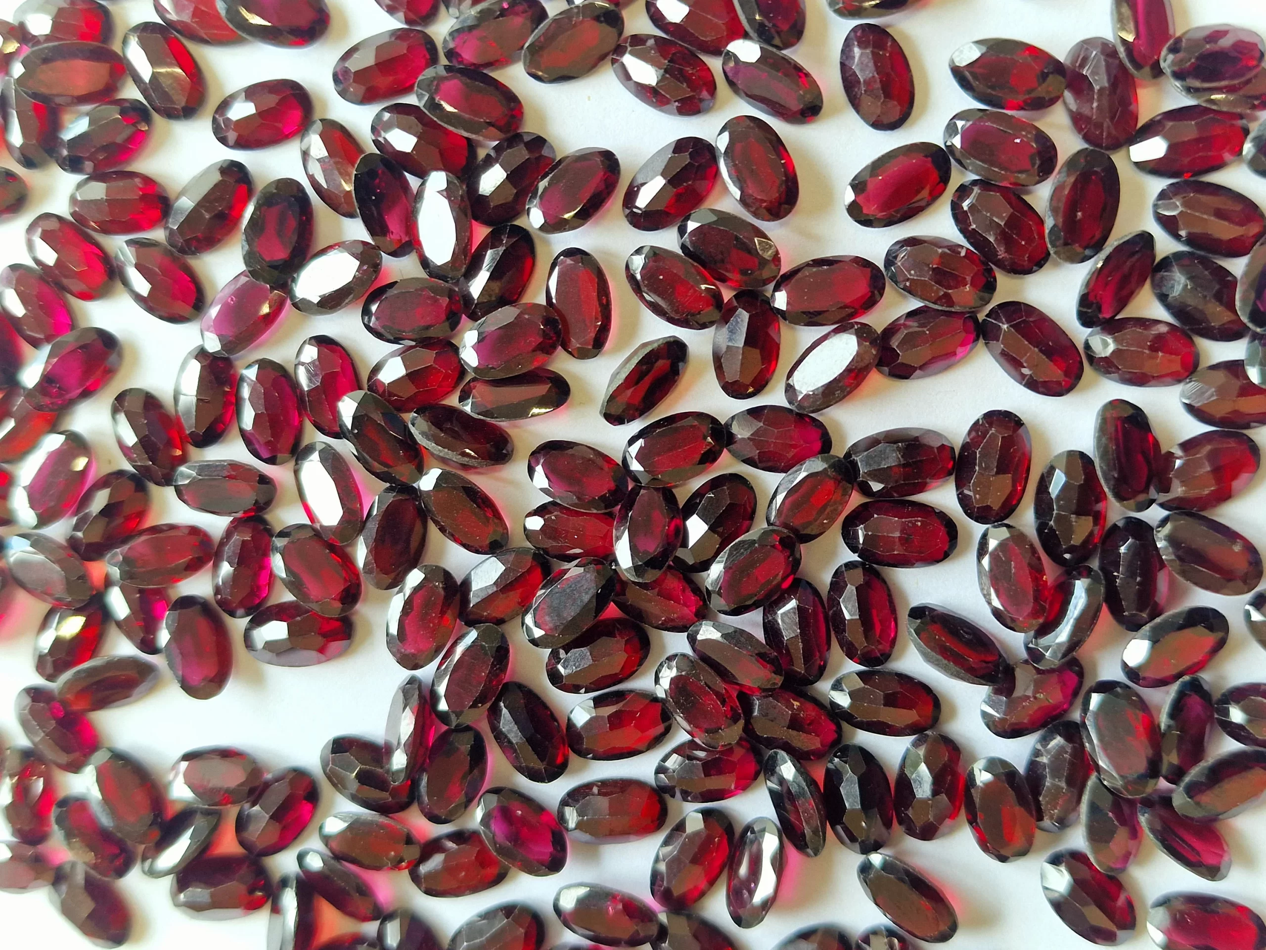 Home 1 Garnets scaled