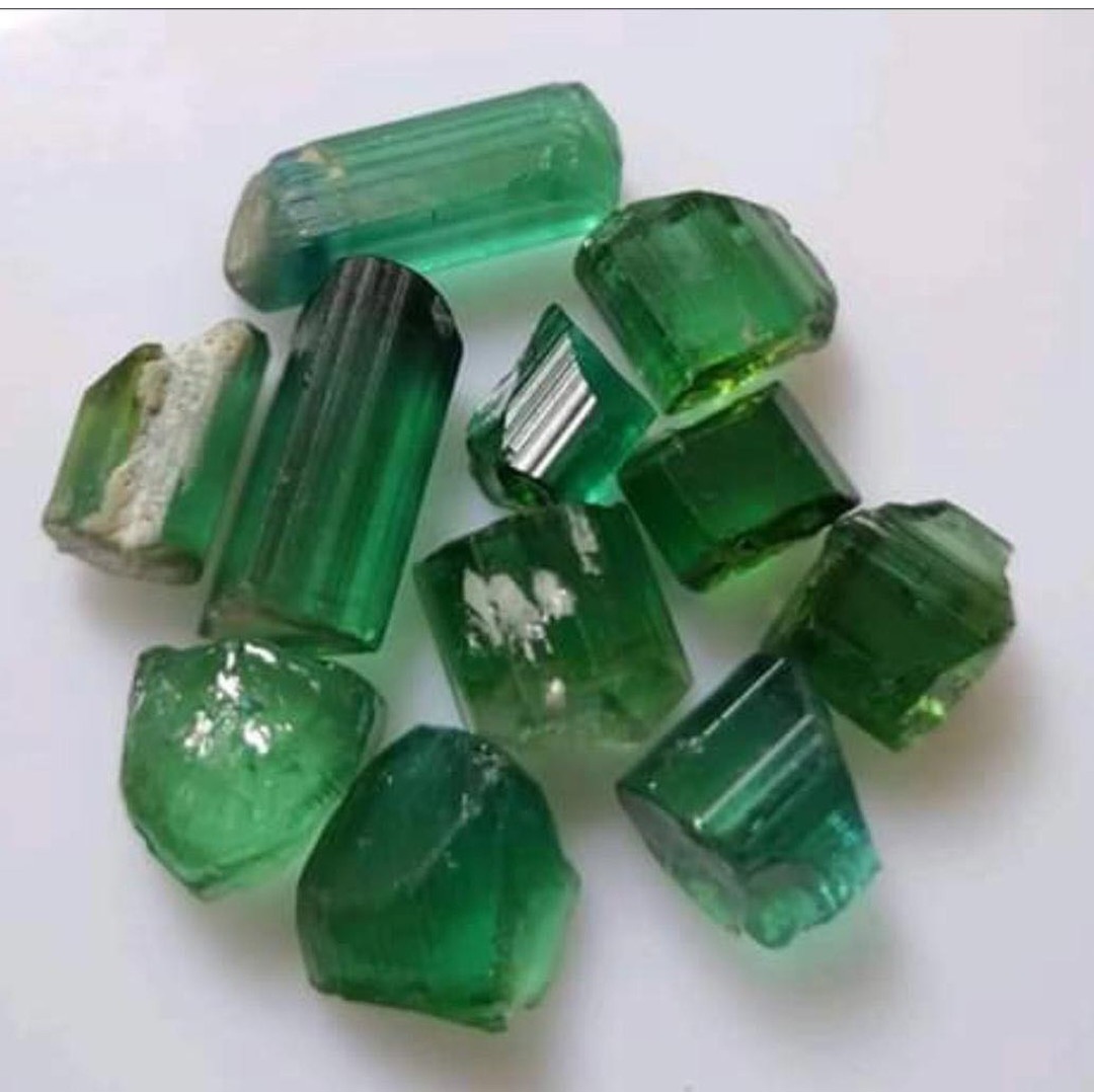 Home 9 Green Tourmaline 1