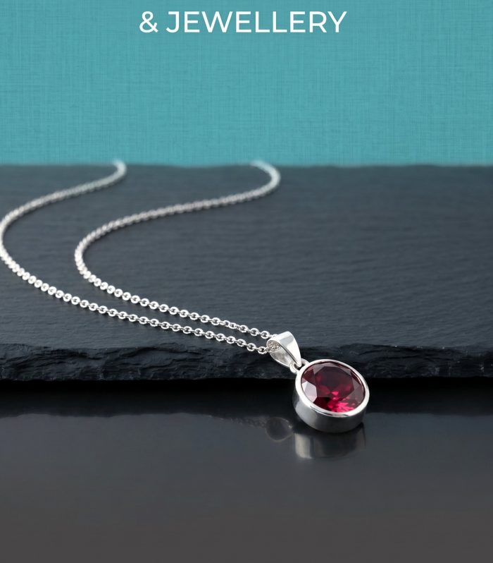 Natural Rhodolite Garnet  with 3.5 Carats Necklace in 925 Sterling Silver