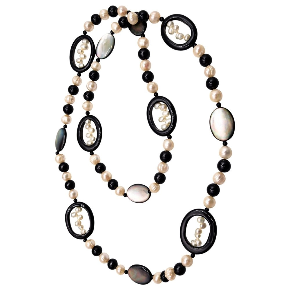 Mother of Pearl, Onyx & Freshwater Pearl Necklace - Image 5