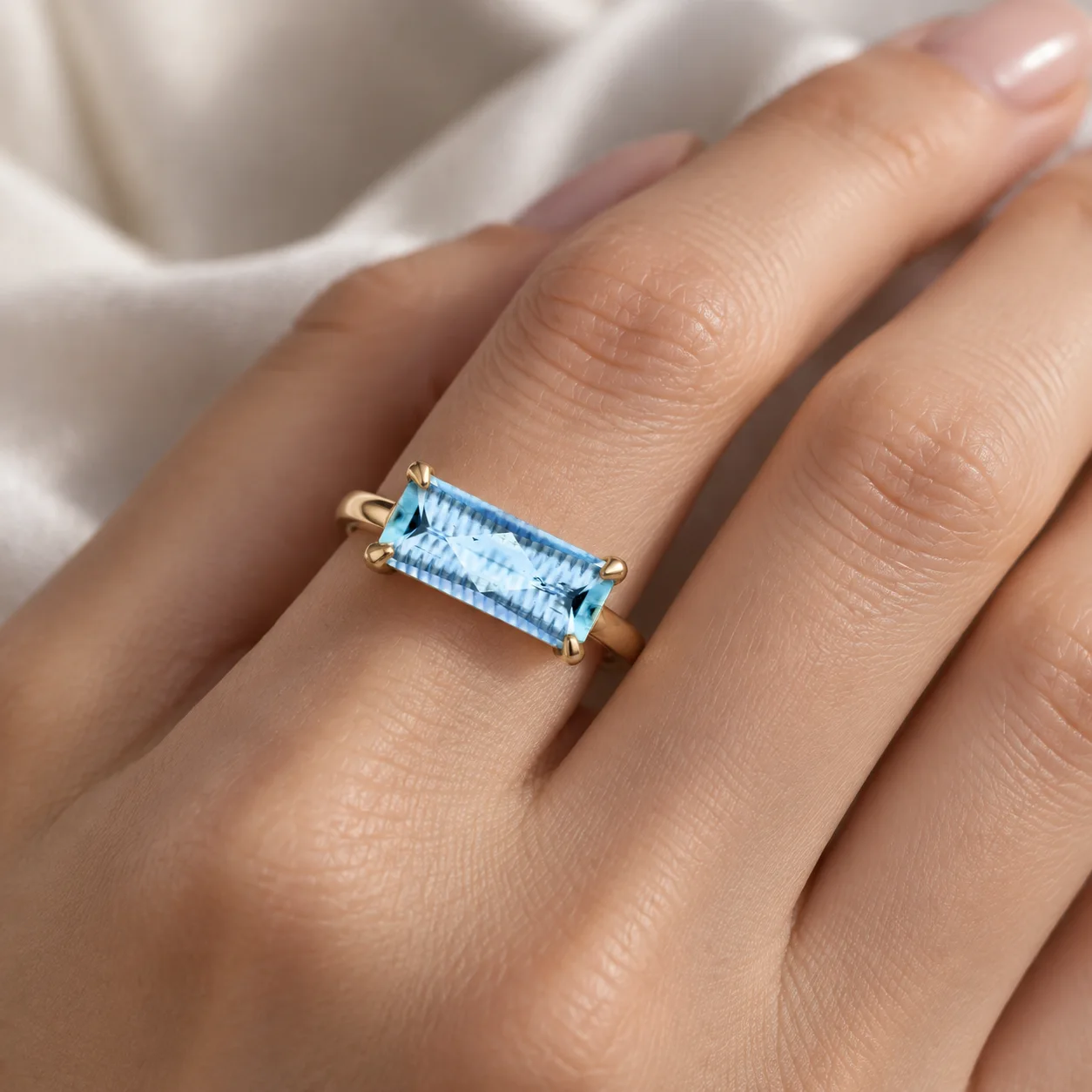 Natural Unheated Bluish-Green Aquamarine (44 Concave Cut) 4.585 Carats - Image 4