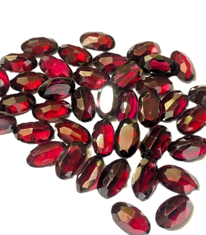Rhodolite Garnet (8x6mm)